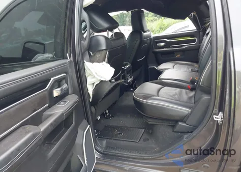 2022 Ram 2500 Laramie 4X4 6'4 Box из США, поврежденный, VIN 3C6UR5FJ4NG430631